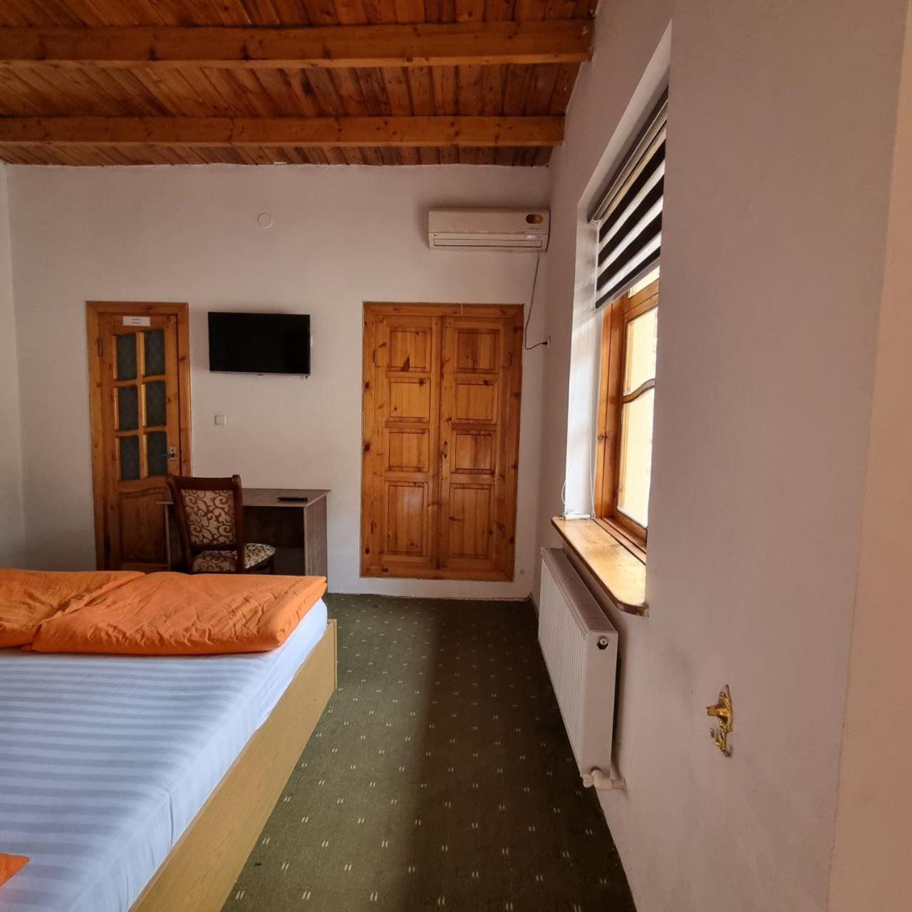 Sim Sim Hostel & Guest House Near The Church Samarcanda Exterior foto